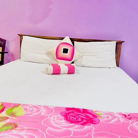 Gloriya Mathews Hotel Негомбо Екстериор снимка