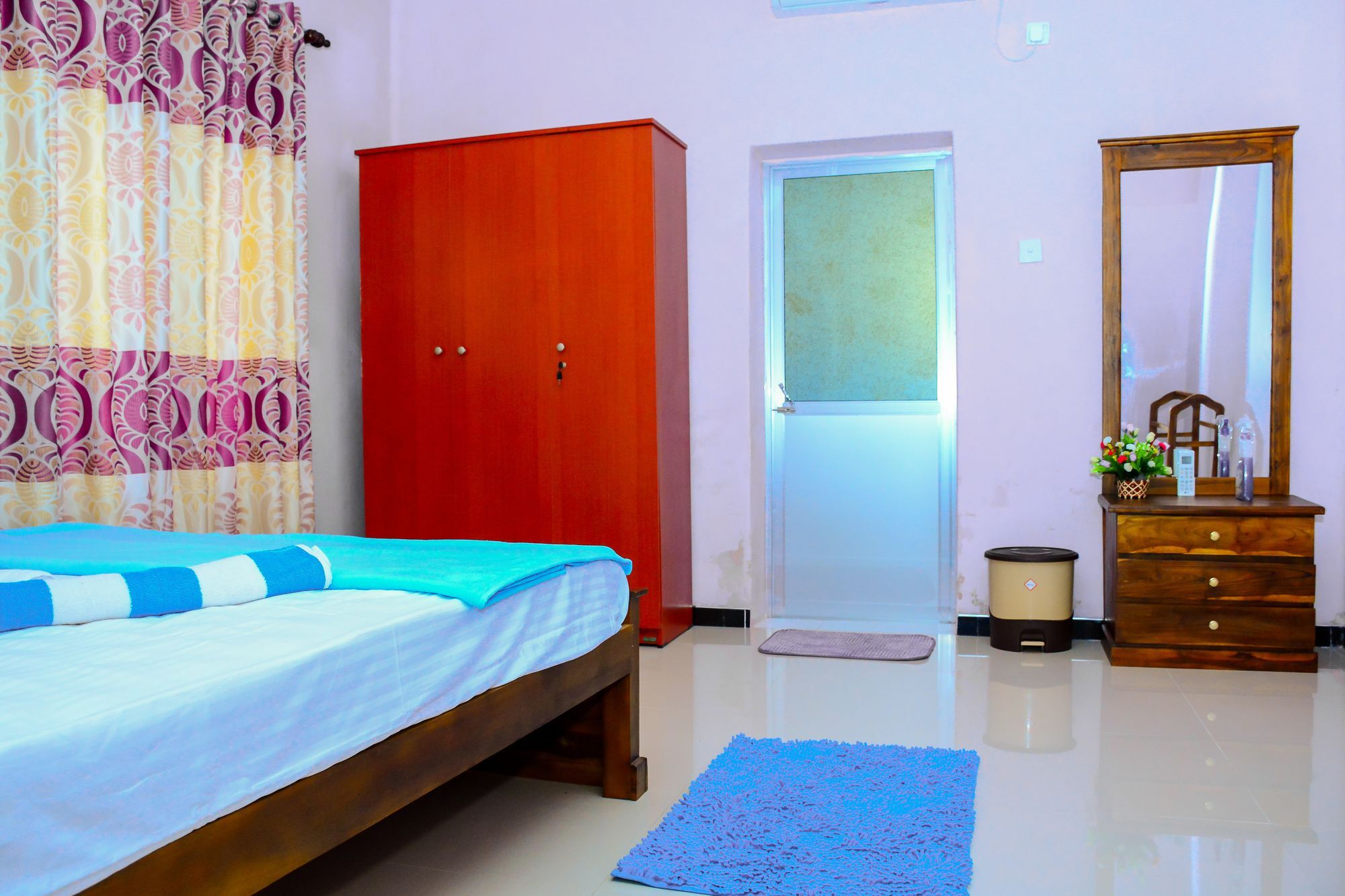 Gloriya Mathews Hotel Негомбо Екстериор снимка